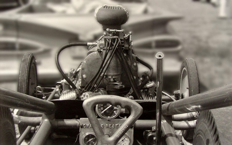 Illustration for article titled Whitewall Tires And Muffler Pipe Rollbars: Drag Racing Back In The Day